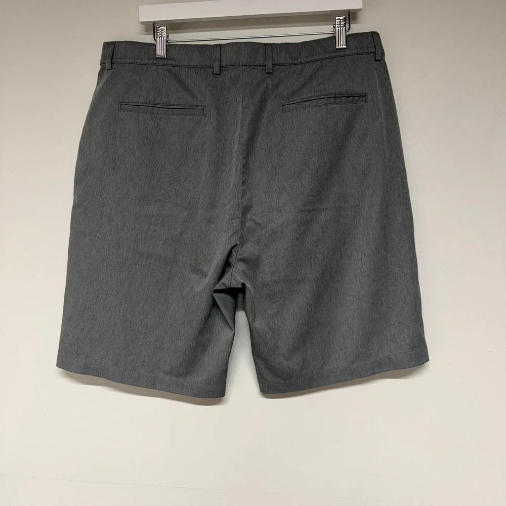 Greg Norman Mens Size 38 Gray Heathered Performance Golf Shorts Activewear